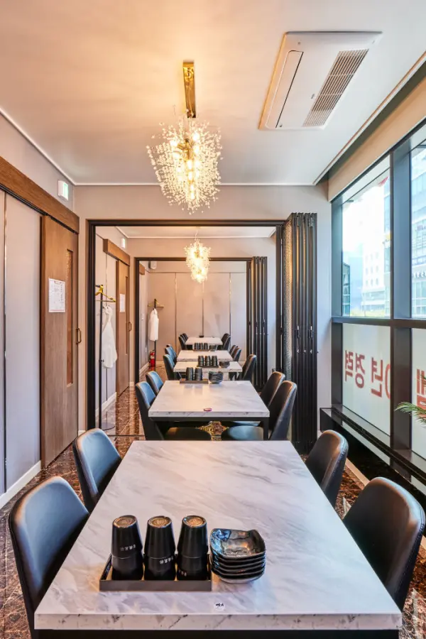 CHINESE RESTAURANT - 20